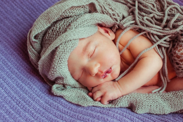 Фото Спальня сосание европы младенчество любимец