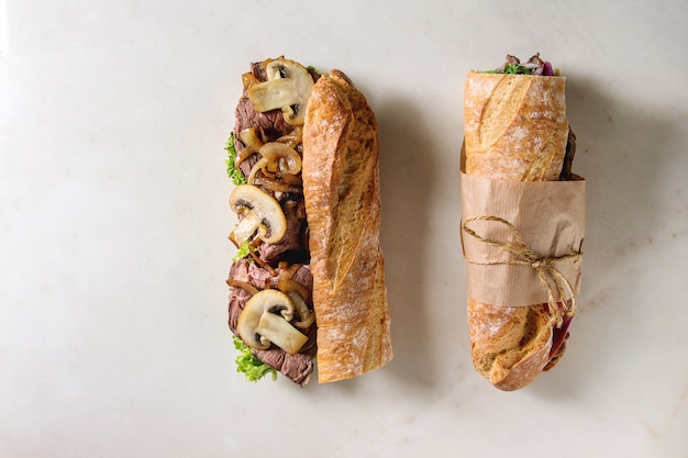 Photo beef baguette sandwich