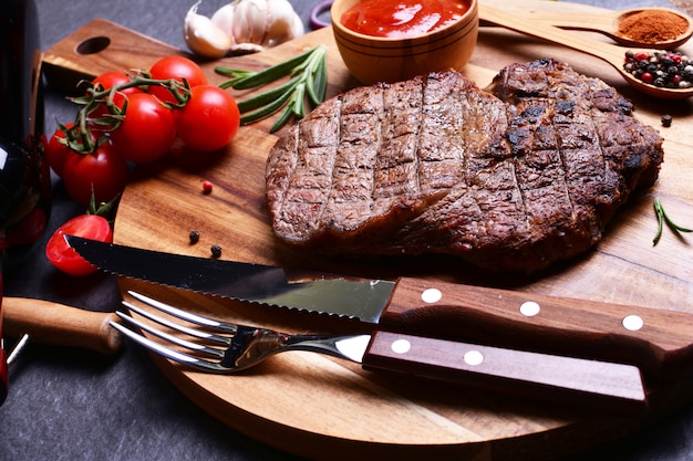 Beef steak with spices and vegetables