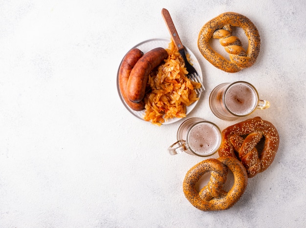 Beer, pretzels, sausages and stewed sauerkraut