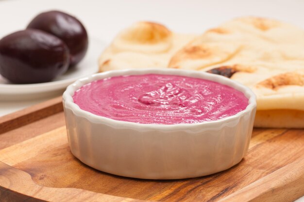 Beet root dip with naan