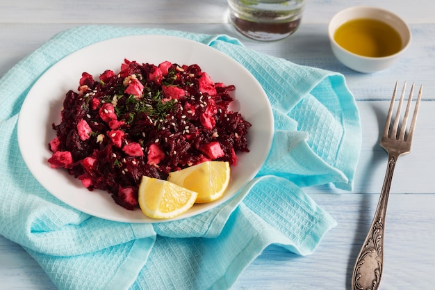 Beetroot salad with lemon and olive oil