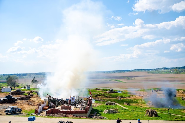 Photo belarus minsk. in the historical and cultural center stalin's line. victory day on may 09