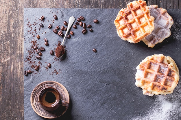 Waffle e caffè belgi