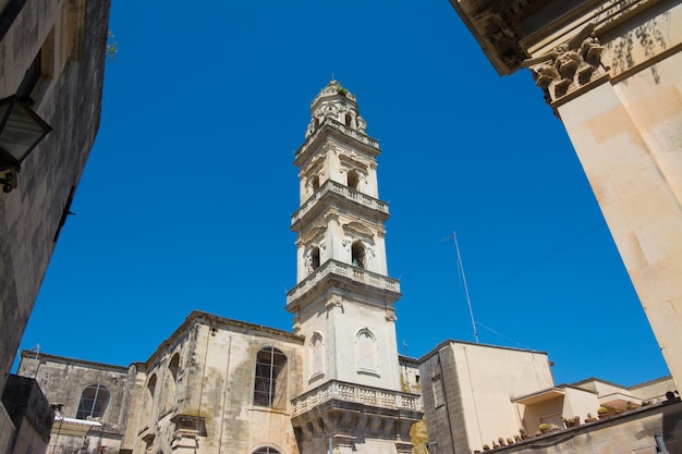 Campanile del duomo cattedrale di maglie puglia italia