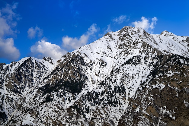 피레네 산맥 스페인에서 Benasque Cerler 산