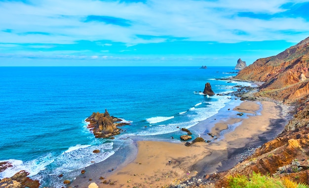 Пляж Бенихо (Playa Benijo) на севере Тенерифе, Канарские острова