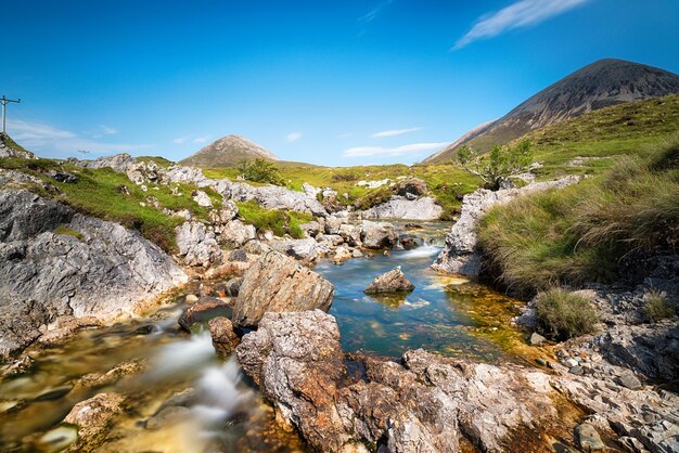 Bergbeek op het eiland Skye