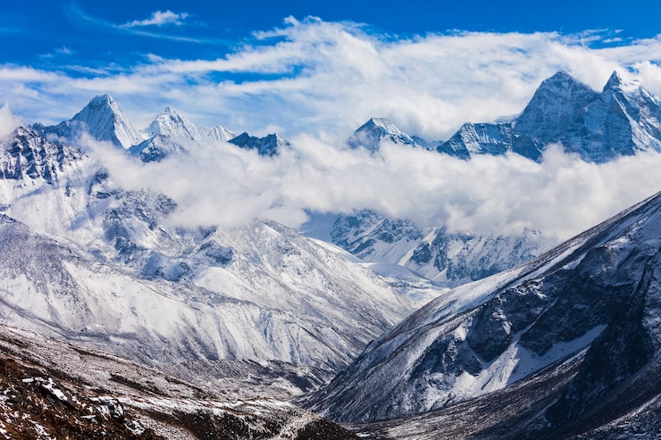 Foto berglandschap in everest-gebied nepal
