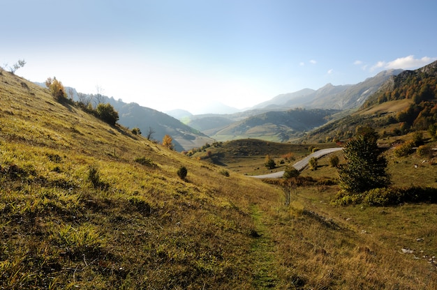 Berglandschap, ochtendachtergrond