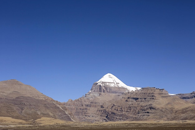 berglandschap van de klif in de Himalaya