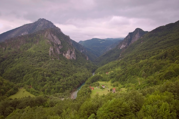 Berglandschappen in de Balkan Montenegro