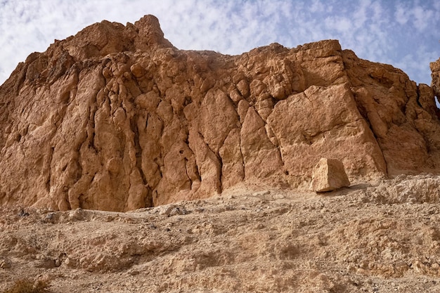 Bergoase chebik sahara woestijn uitzicht op het atlasgebergte tunesië