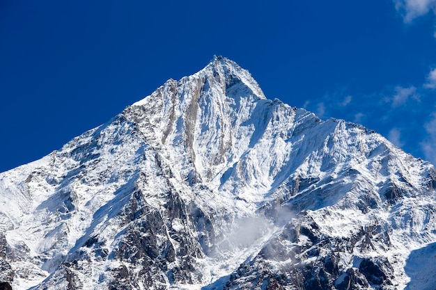 Bergtop Annapurna regio Nepal zonsopgang in de bergen Prachtig landschap in de Himalaya