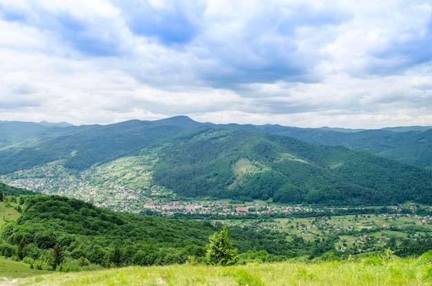 Bergtoppen van de karpaten