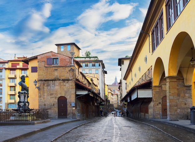 Beroemde brug Ponte Vecchio straat, Florence, Italy