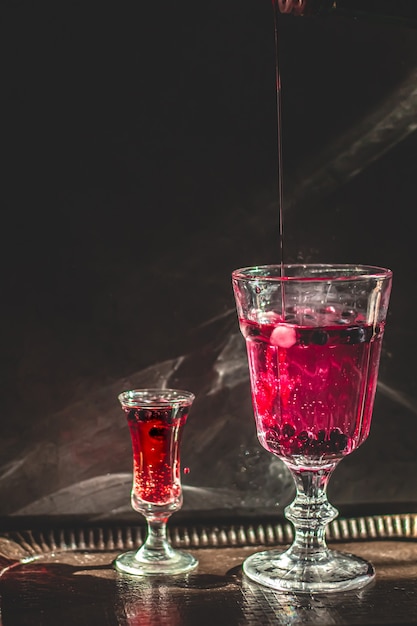 Berry drink donkere en humeurige fotografie