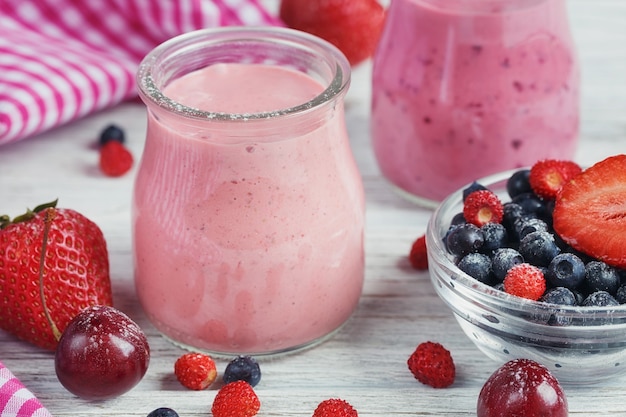 Berry smoothies and fruits