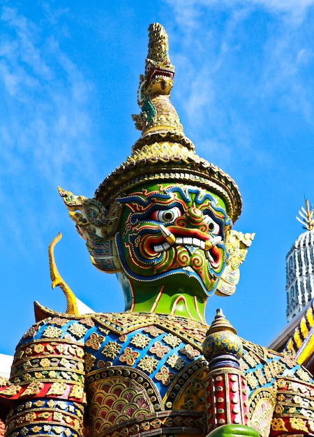 Beschermerstandbeeld in Wat Phra Kaew Grand Palace Bangkok