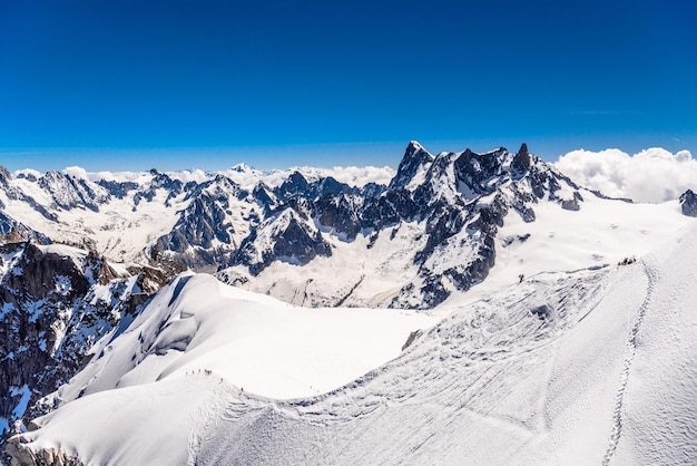 Besneeuwde bergen Chamonix Mont Blanc HauteSavoie Alpen Frankrijk