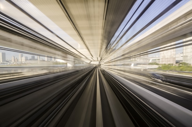 Bewegingsblauw van een japanse monorail