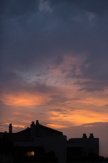 Bewolkt in de lucht landschap behang