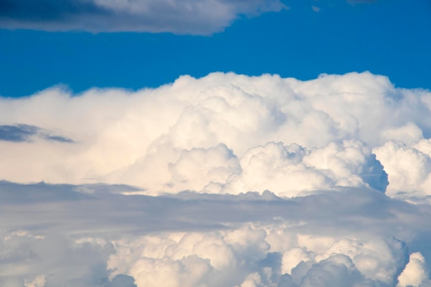 Foto bewolkte hemel landschap achtergrond