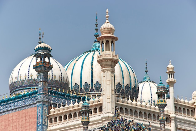 Bhong-moskee in het dorp Bhong Rahim Yar Khan, provincie Punjab, Pakistan