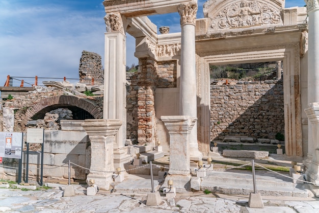 Bibliotheek van celsus in de oude stad efeze turkije efeze staat op de werelderfgoedlijst van unesco