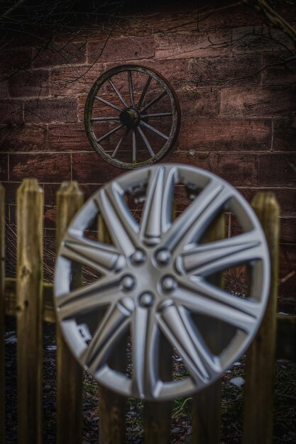 Photo bicycle wheel against wall