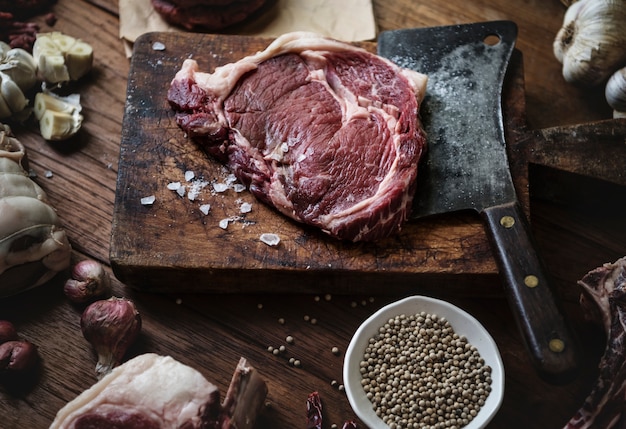 Biefstuk op receptidee van een slagerijfotografie