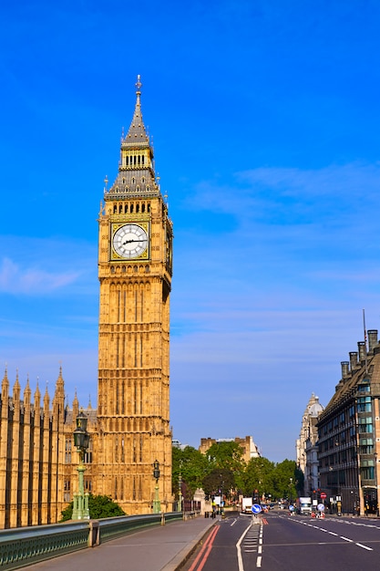 Big ben clock tower in londen, engeland