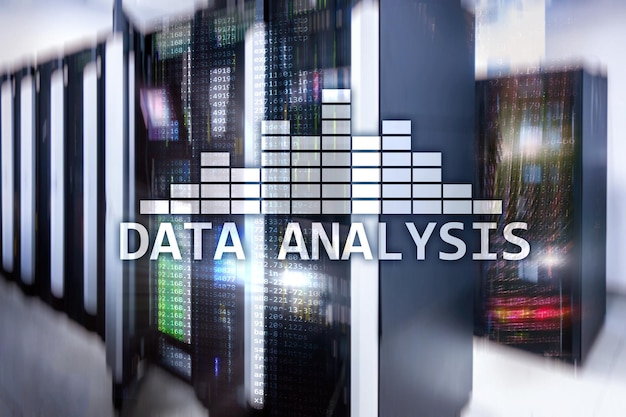 Big Data-analysetekst op serverruimteachtergrond Internet en modern technologieconcept