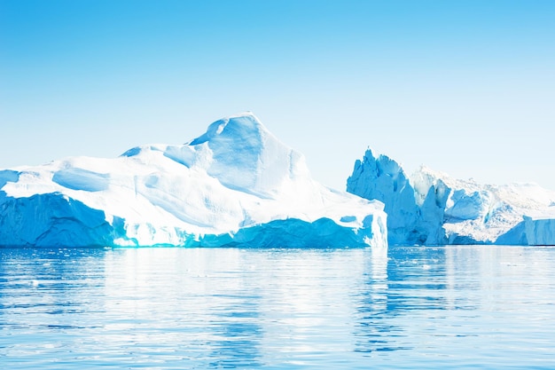 Photo big iceberg in ilulissat icefjord, west coast of greenland