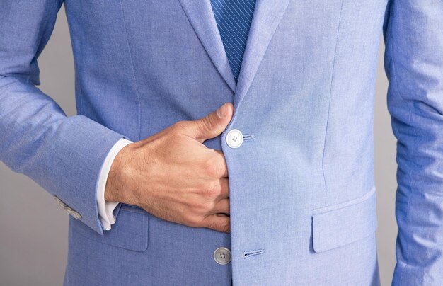 Bijgesneden man in formalwear jas close-up, formalwear.