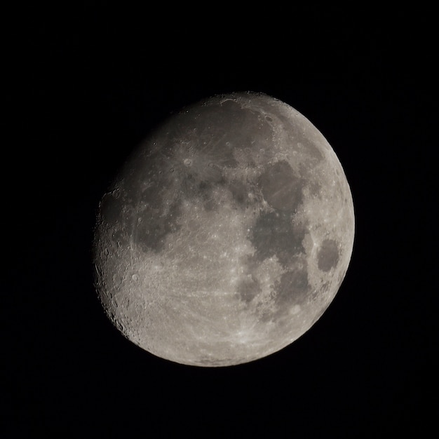 Foto bijna volle maan