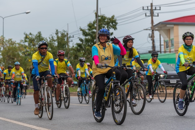 Bike Un Ai Rak fietsen