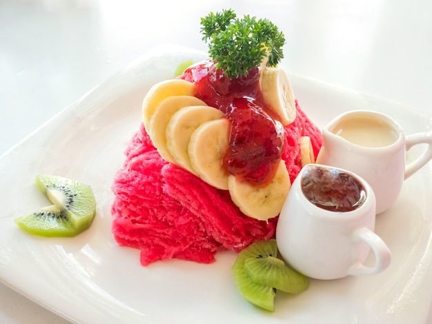 Bing Su with Strawberry,Korean dessert.