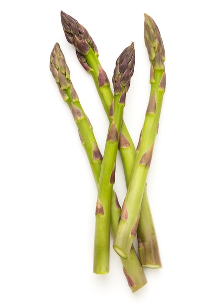 Bio verse groene geïsoleerde asperge