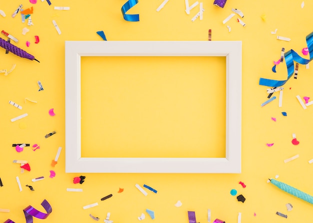 Birthday confetti with frame