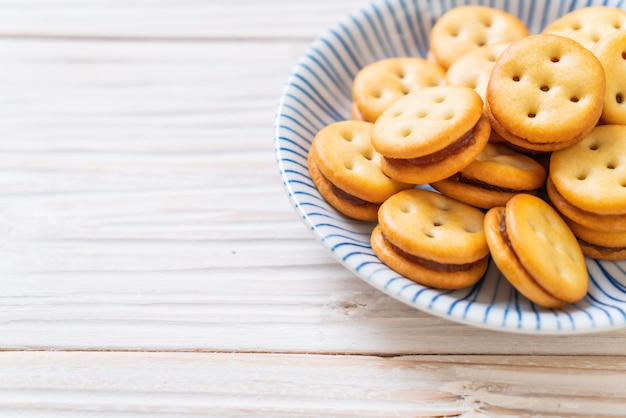 biscuit with pineapple jam