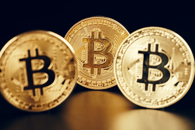 Bitcoins op zwart,