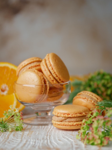 Bitterkoekjes met sinaasappel en karamel