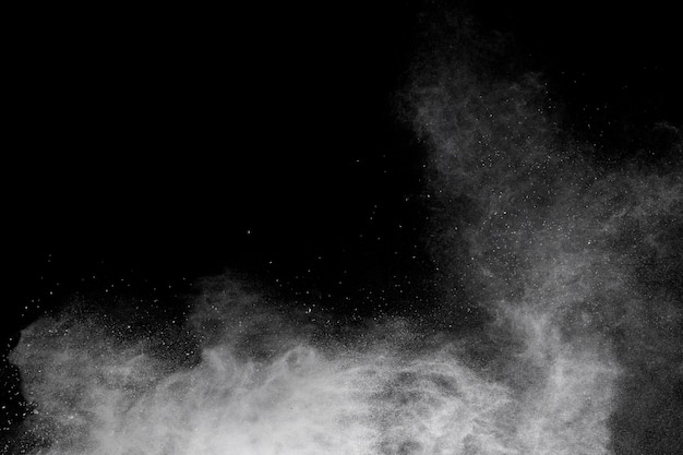 白い粉の爆発雲の奇妙な形
