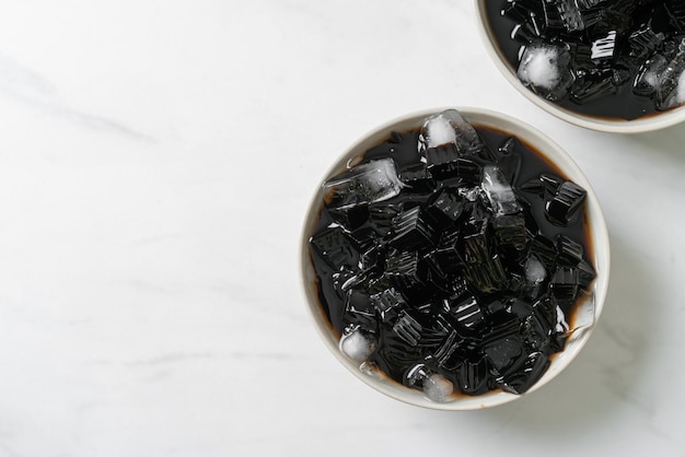 Black grass jelly with ice