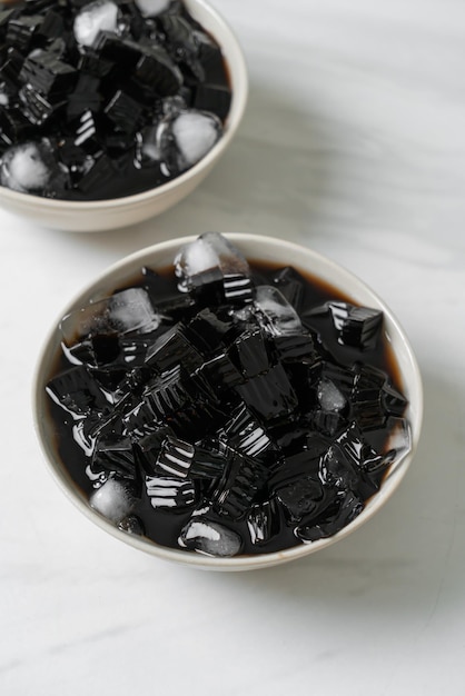 Black grass jelly with ice