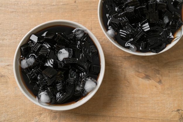 Black grass jelly with ice