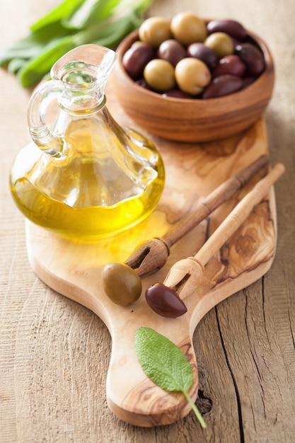 Black and green marinated olives oil sage leaf