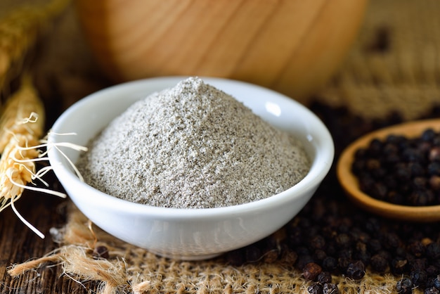 Black pepper powder on table