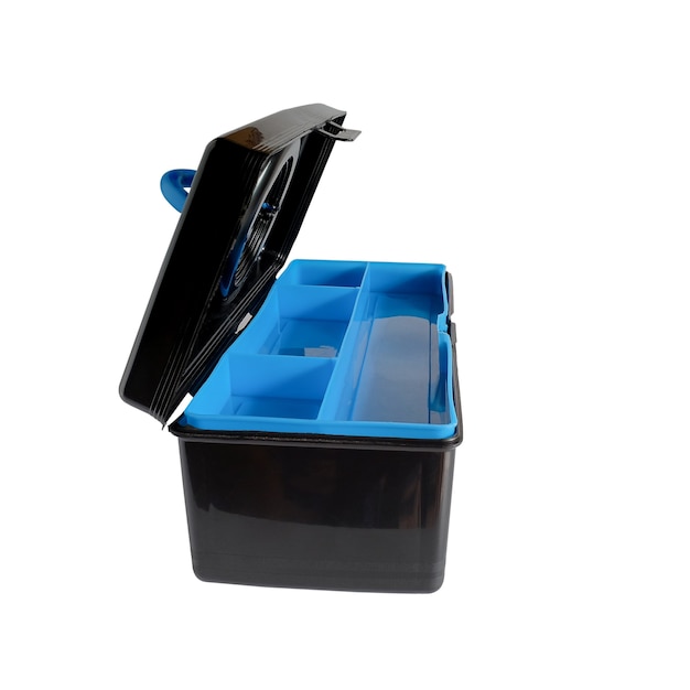 Черный пластиковый ящик или место для хранения рабочего инструмента.